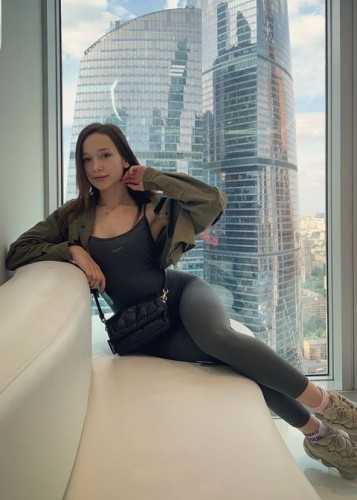 Аделина, Г. Звенигород